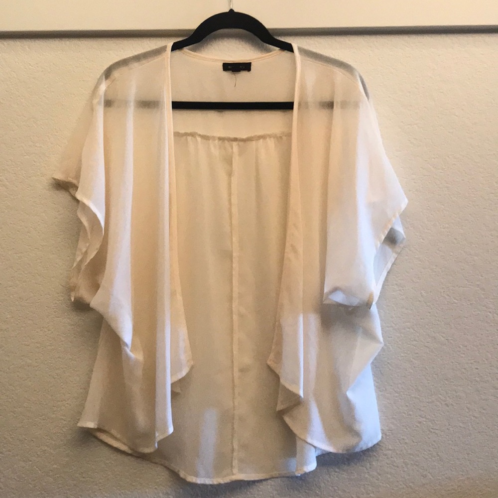 Cream Miss Avenue tip/shrug